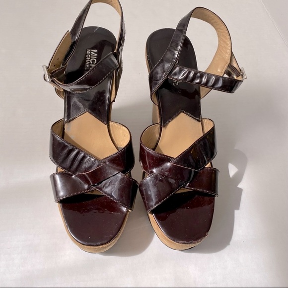 Michael Kors brown shiny wedge platform sandals - 7.5 - Picture 6 of 8